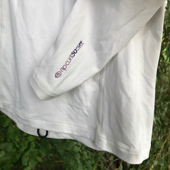 🌻FREE WITH PURCHASE!! Rip Curl Long Sleeve Rash Guard - Picture 2 of 9